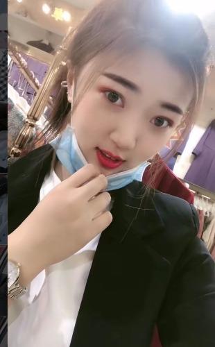 福田小雪：独特体香嫩女孩，关键是不催不赶配合高